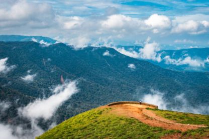Ooty cab for family trips